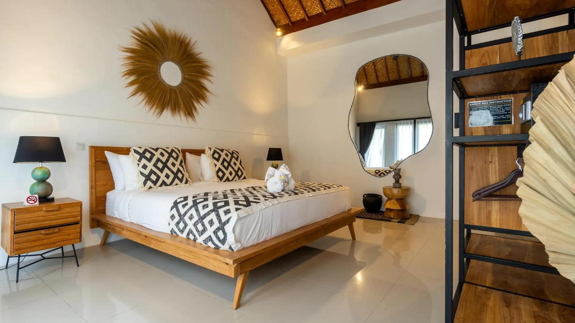 Lägenhet Castelu 3Br Peacefully Villa Near Mertanadi Seminyak